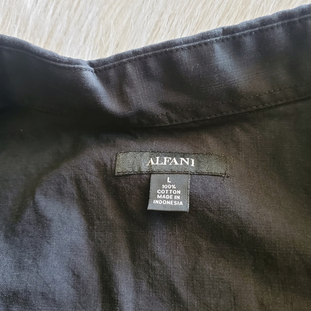 Men's Button-Up - Picture 2 of 2